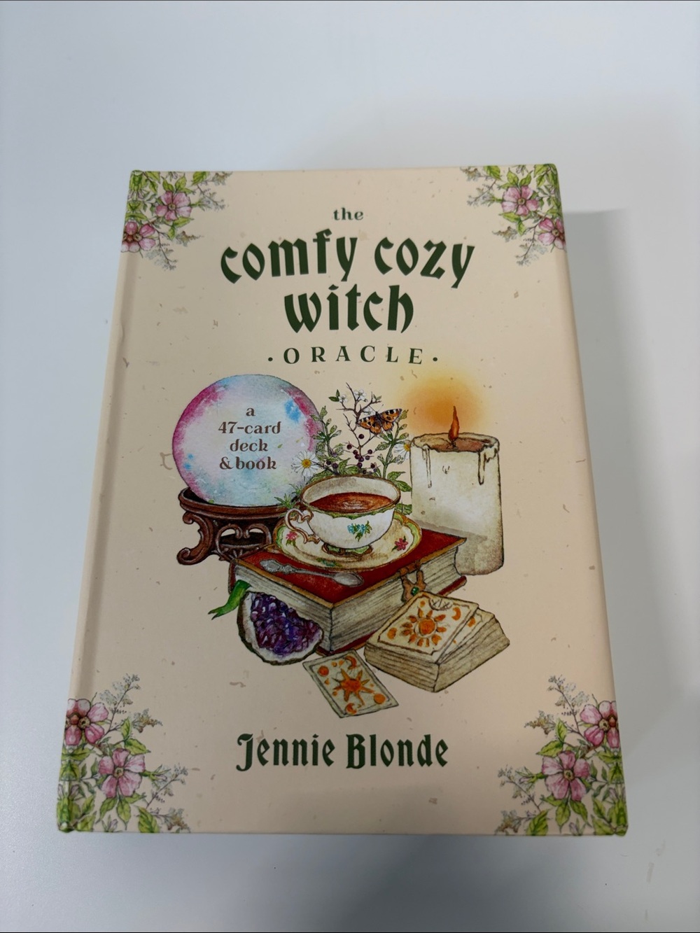 The comfy cosy witch Oracle